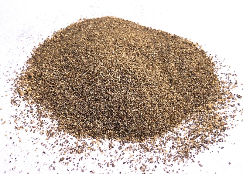 Must pipar jahvatatud 11.2027